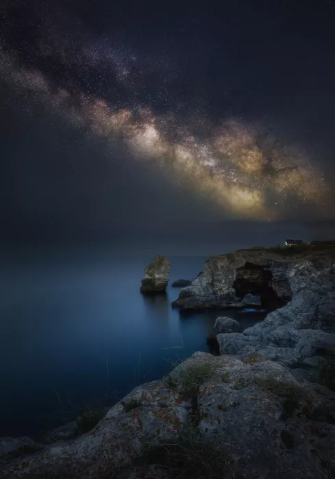 Markova, Albena: Dům na oceánu
