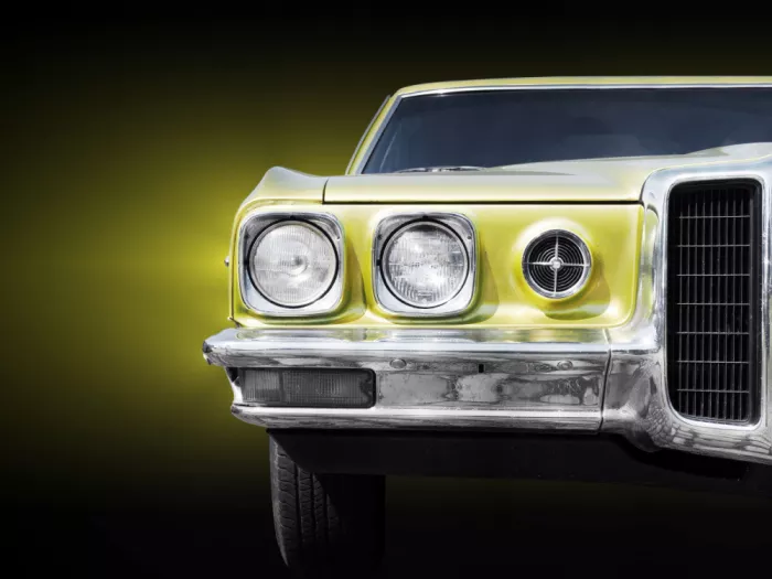 Gube, Beate: Auto classica americana Bonneville 1970 Vista frontale