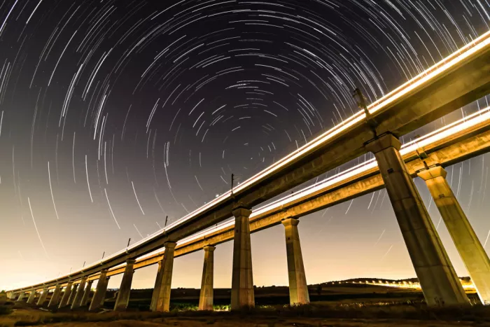 ilan: Estrellas en movimiento circular