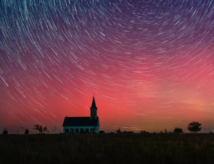 Li, Alex: Aurora-Meteor-Sternspuren