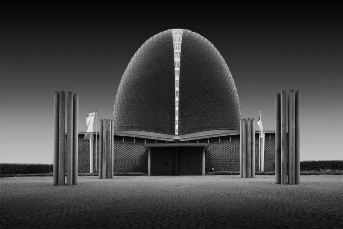 Batzdorf, Erhard: Una chiesa speciale