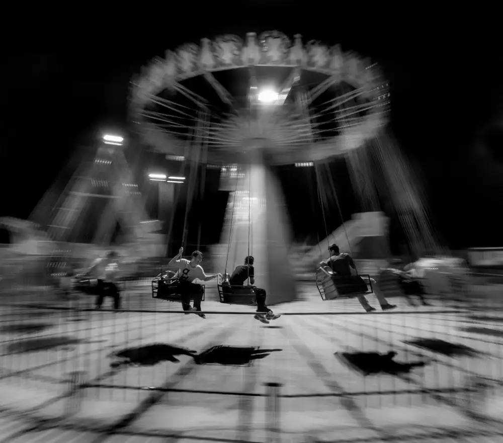 Varasteh, Vahid: Ruota panoramica della vita