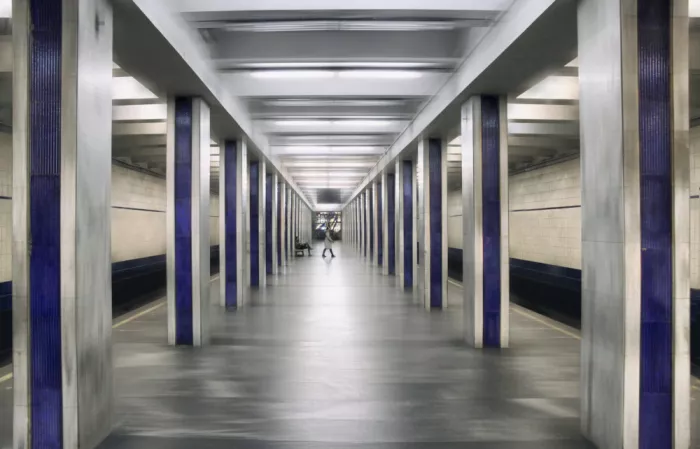 Kiyashko, Alexander: Stazione della metropolitana Poshtova Ploshcha
