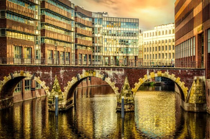 Walther, Dieter: Ponte ad Amburgo