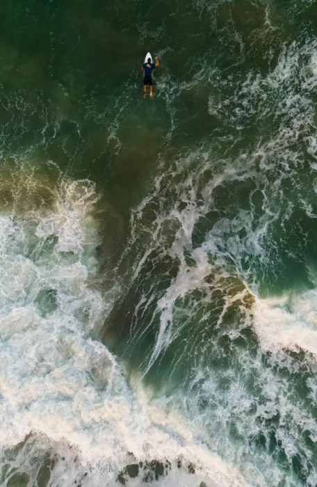 Arifuzzaman, Md.: Il surfista solitario