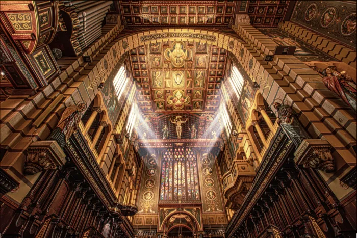 Carvalho, Jackson: Église dorée