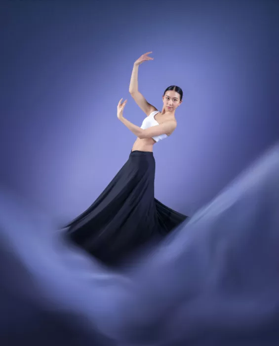 Wang, Catherine: Iris