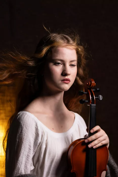 Koller, Gila: Fine Art - Valeria und Violine