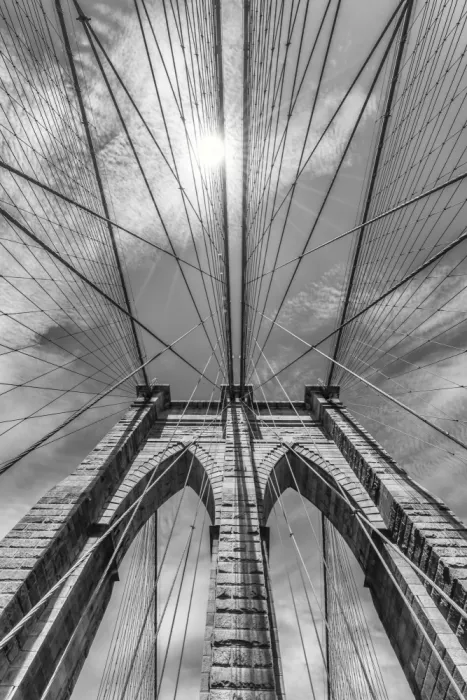 Viola, Melanie: NEW YORK CITY Brooklyn Bridge in Detail | Schwarzweiß