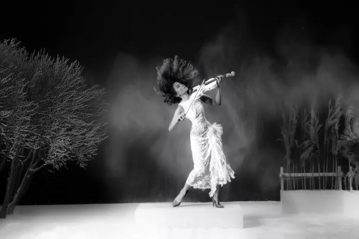 Adriana, Agus: Ritmo dell