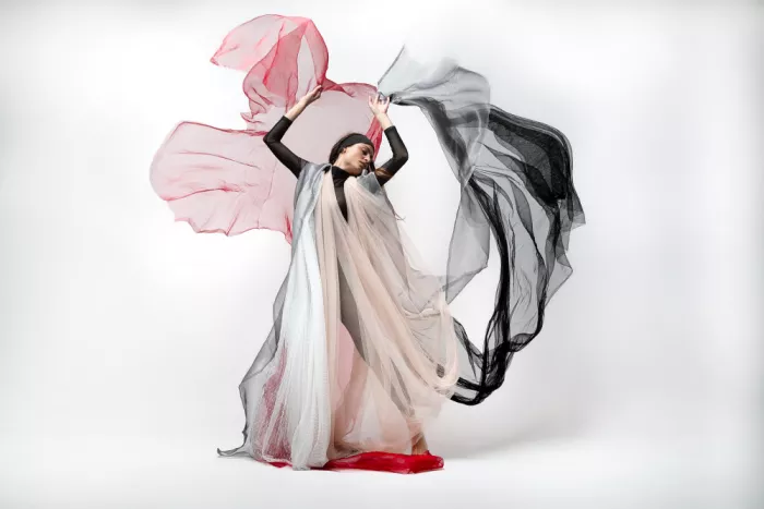 Raga, Gil Joan: Bea-Tanz