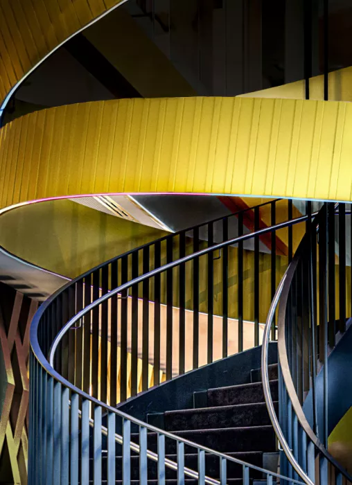 Rückert, Stephan: Hotel staircase