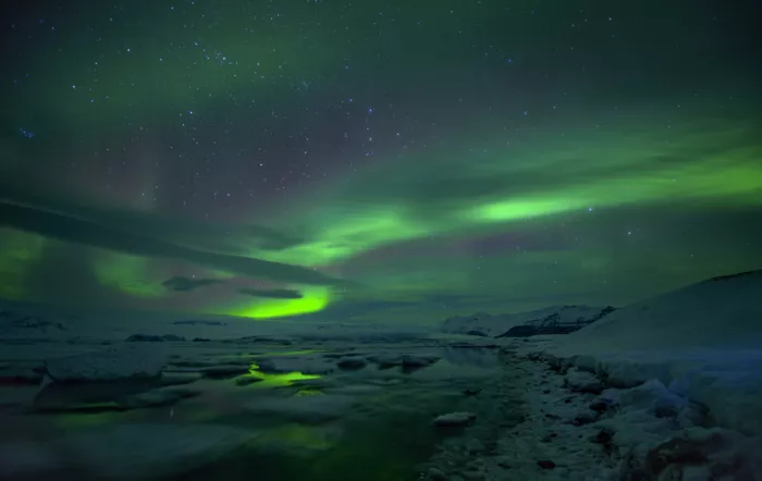 dem, Auf Andrea: Polární záře nad Jökulsárlón