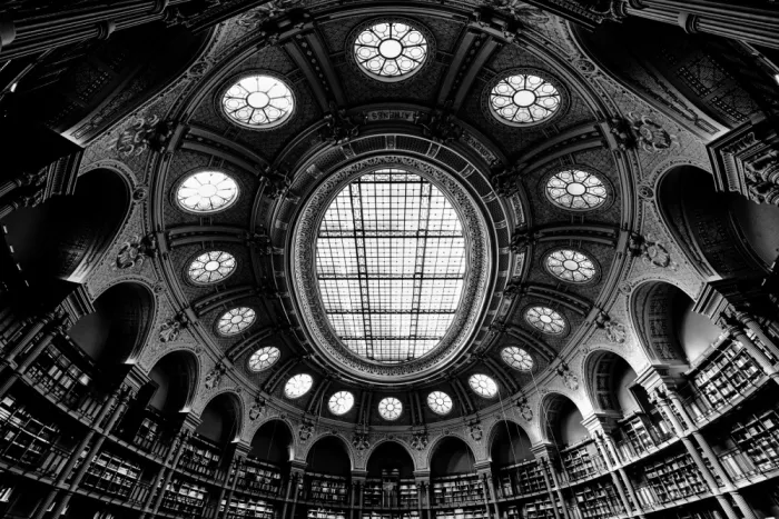 Loire, Hervé: Bibliothek