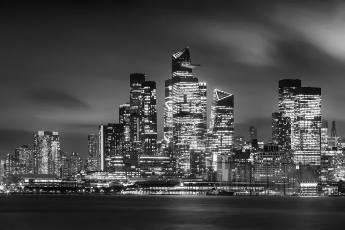Viola, Melanie: Nápadná newyorská skyline s Hudson Yards v podvečeru