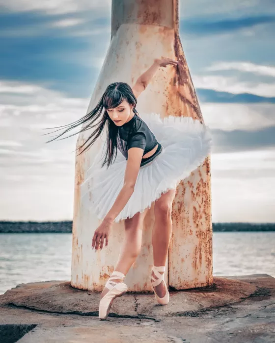 Nanev, Vasil: Natalie