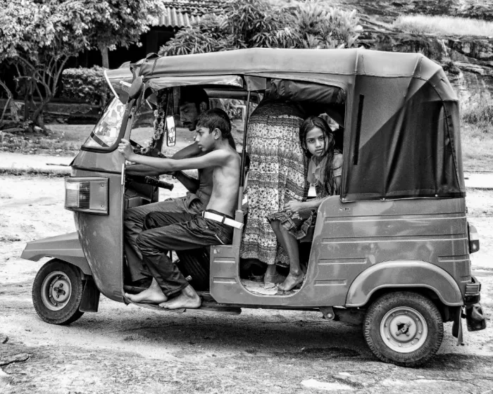 Golani, Aharon: Familientransport