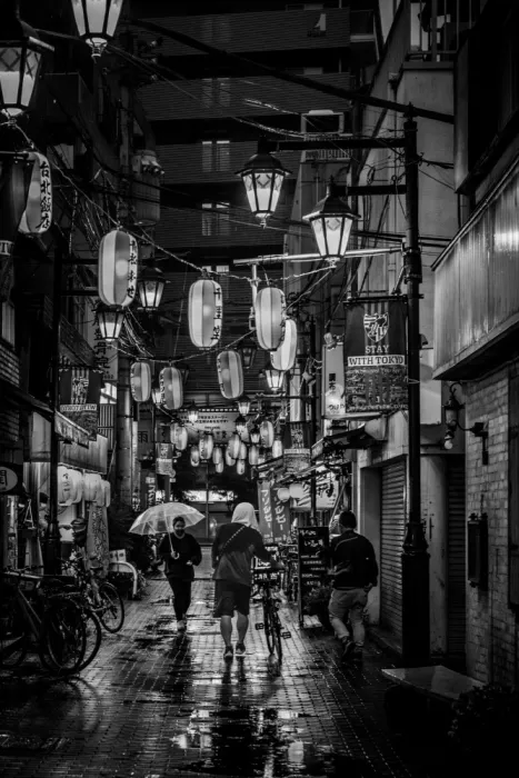 sirou.minami: Strada notturna a Tokyo