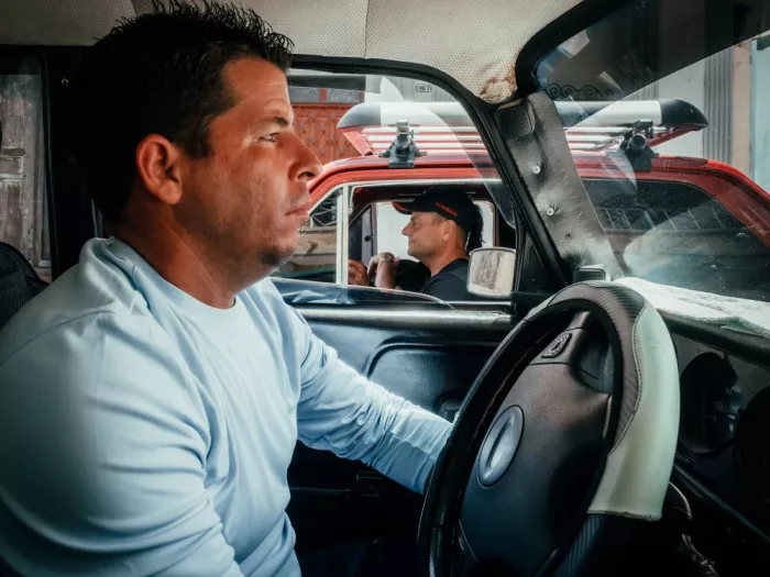 Bauer, Andy: Zwei Fahrer