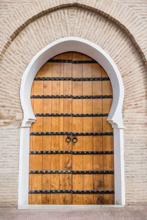 Photolovers: Porta in Legno Marrone a Marrakech