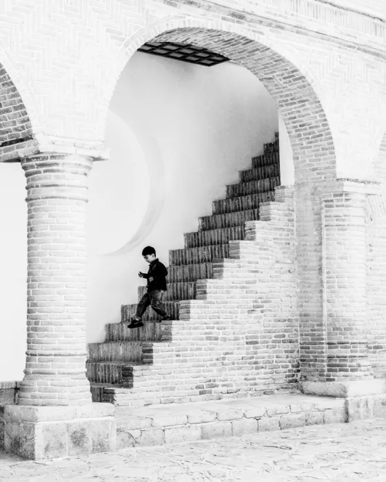 Qadermazi, Arastoo: Caricamento dell