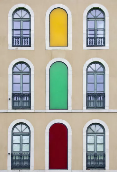 Urrutia, Adolfo: Fenster