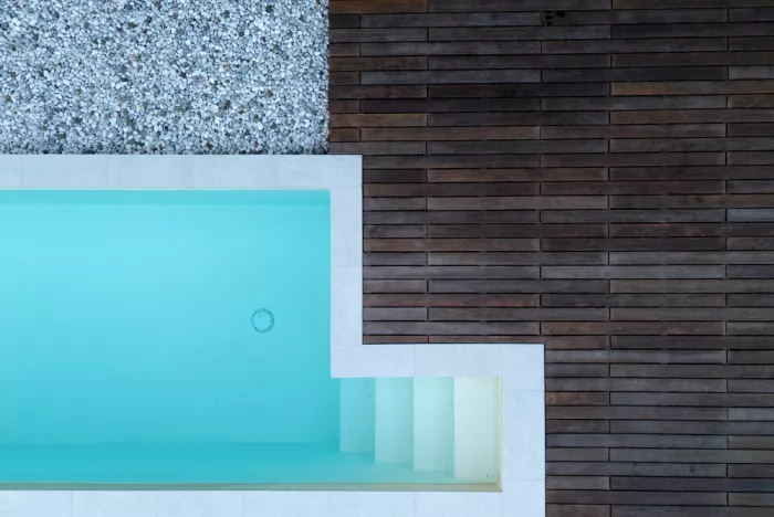 Kožuh, Primož: A pool