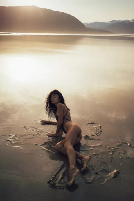 Sutula, Alexandr: Ocean vibe