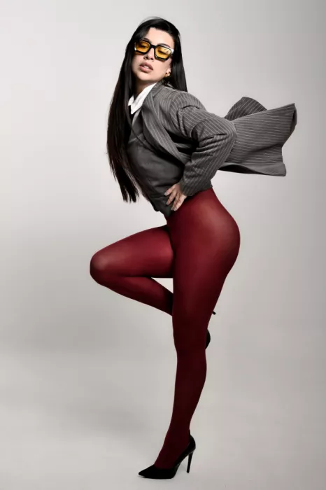 Tejada, Cesar: London Girl 1