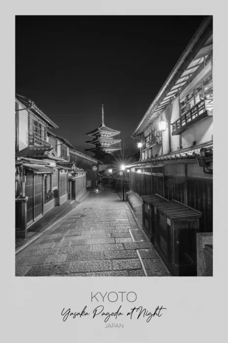 Viola, Melanie: Im Fokus: Historisches Kyoto mit dem Yasaka-Pagoda am Abend