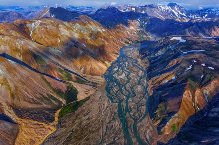 Yu, Tony: Gli Highlands