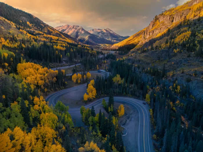 He, Mike: Doppelte S-Kurve am Million Dollar Highway