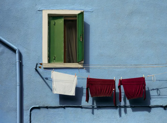 Pessotto, Tommaso: Rote Pullover