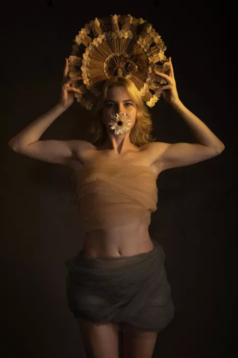 VAGRAMYAN, GAGIK: VALERIA RITRATTO FINE ART