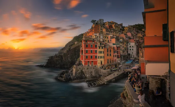 Jacobs, Lydia: Západ slunce nad Riomaggiore