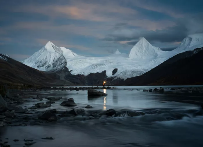 WangPeng: Stella sotto la montagna di neve