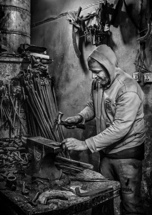Alsofey, Bashar: Schmied - Handwerk