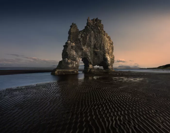 Wei, Rong: Flüstern von Stein und Meer