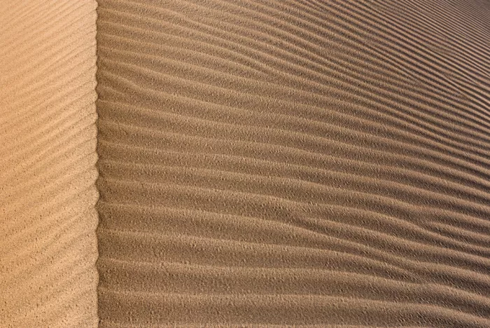 Photolovers: Linee desertiche astratte
