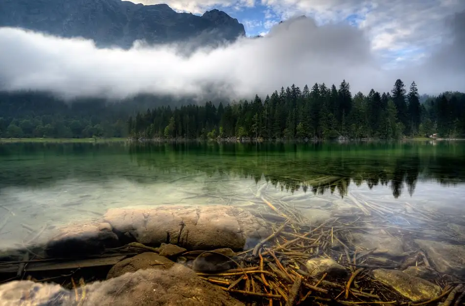 keller: horské jezero