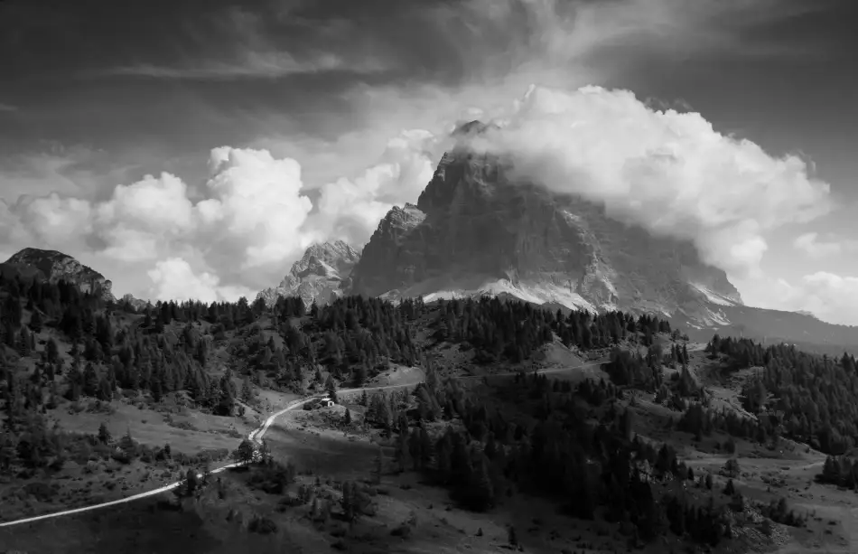 Svoboda, Peter: la strada per la montagna fumosa