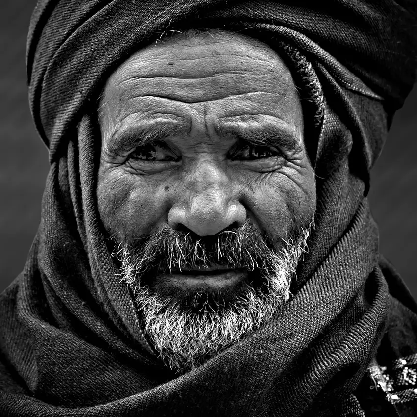 Momeni, Mohammadreza: L'uomo