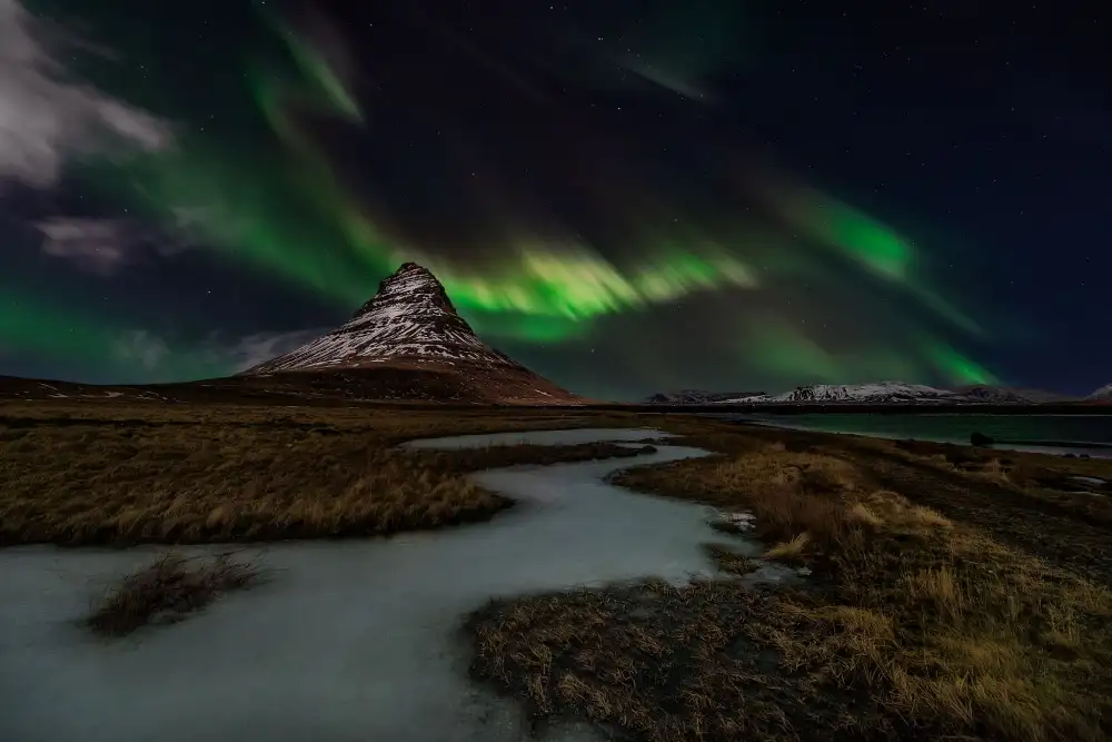 la, De Javier: Heiliges Kirkjufell