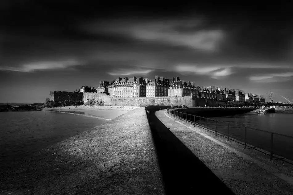 Kevin, PUGET: Licht auf Saint-Malo