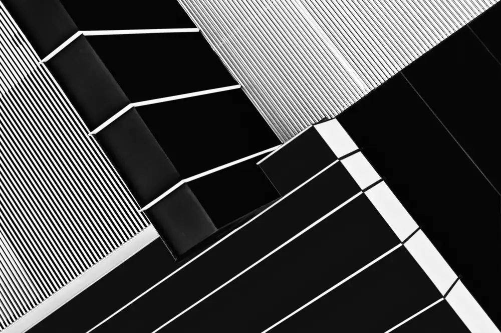 Abrantes, Paulo: Fragile Symmetrie