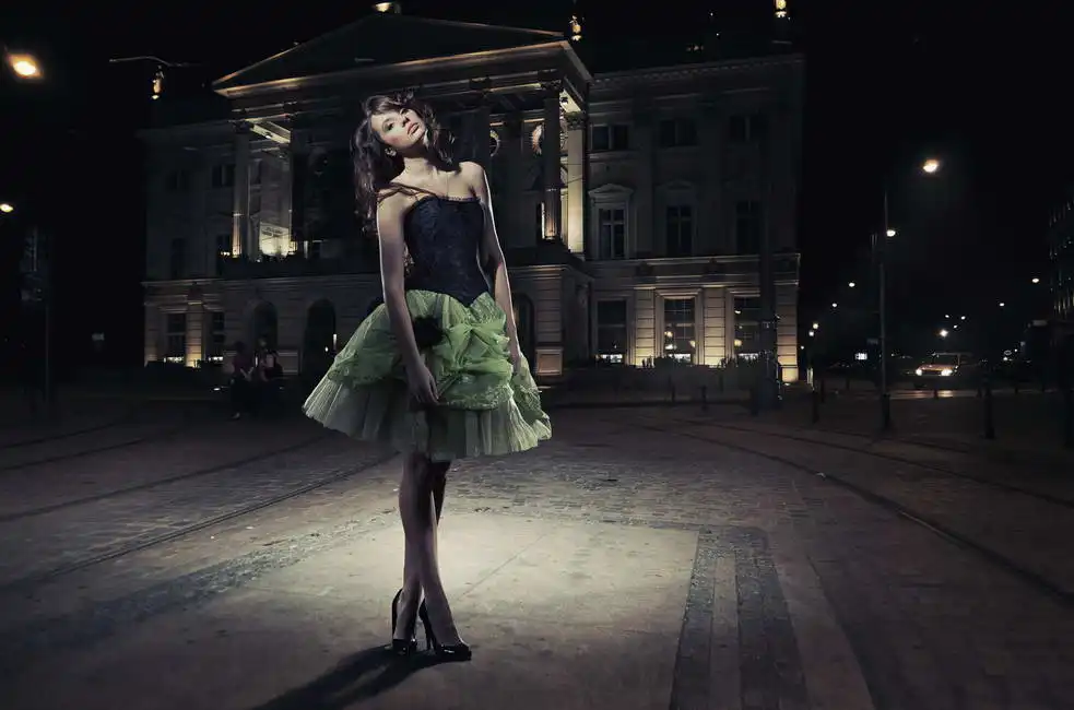Unknown: Por la noche