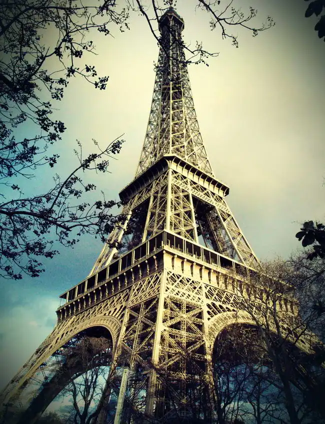 Neznámý: Eiffelova věž v Paříži