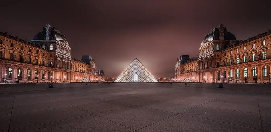 la, De Javier: Louvre