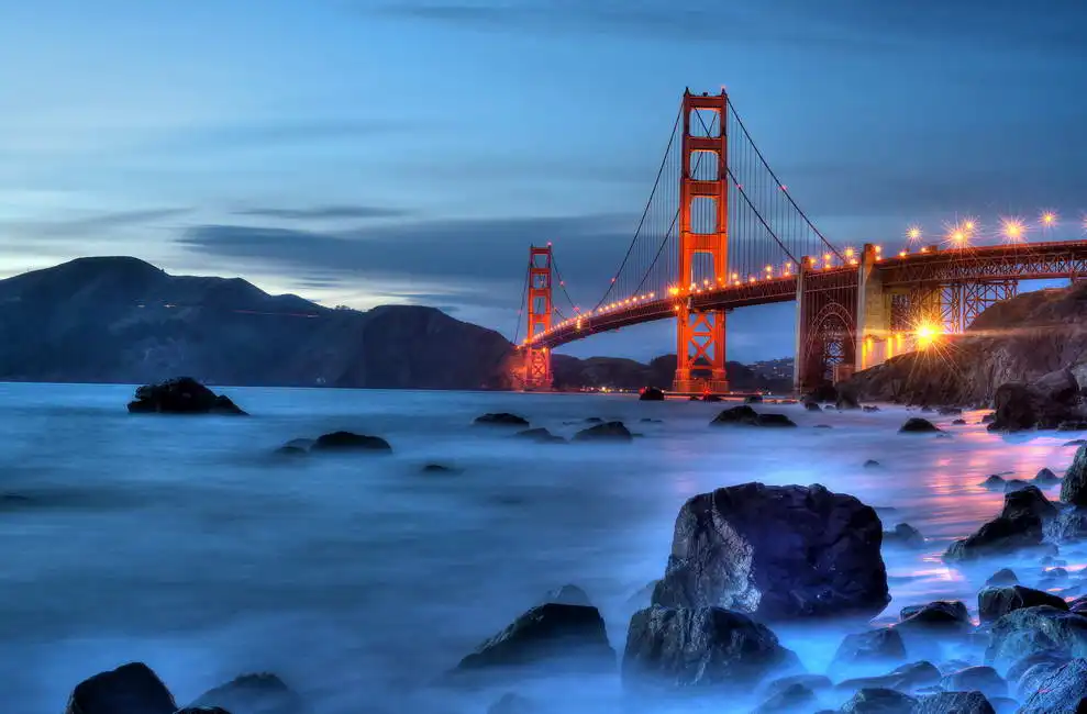 Neznámý: Golden Gate Bridge