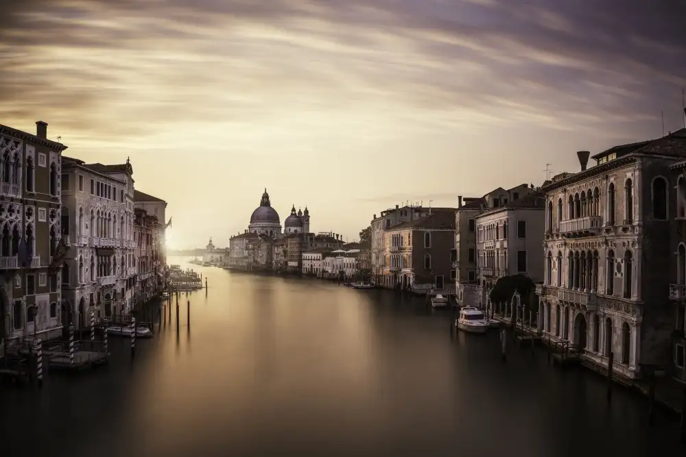 Muntean, Dan: Venezia